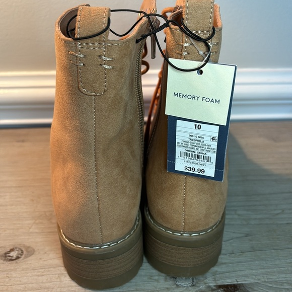 NWT Universal Thread Ophelia Lace Up Boots - Picture 5 of 9